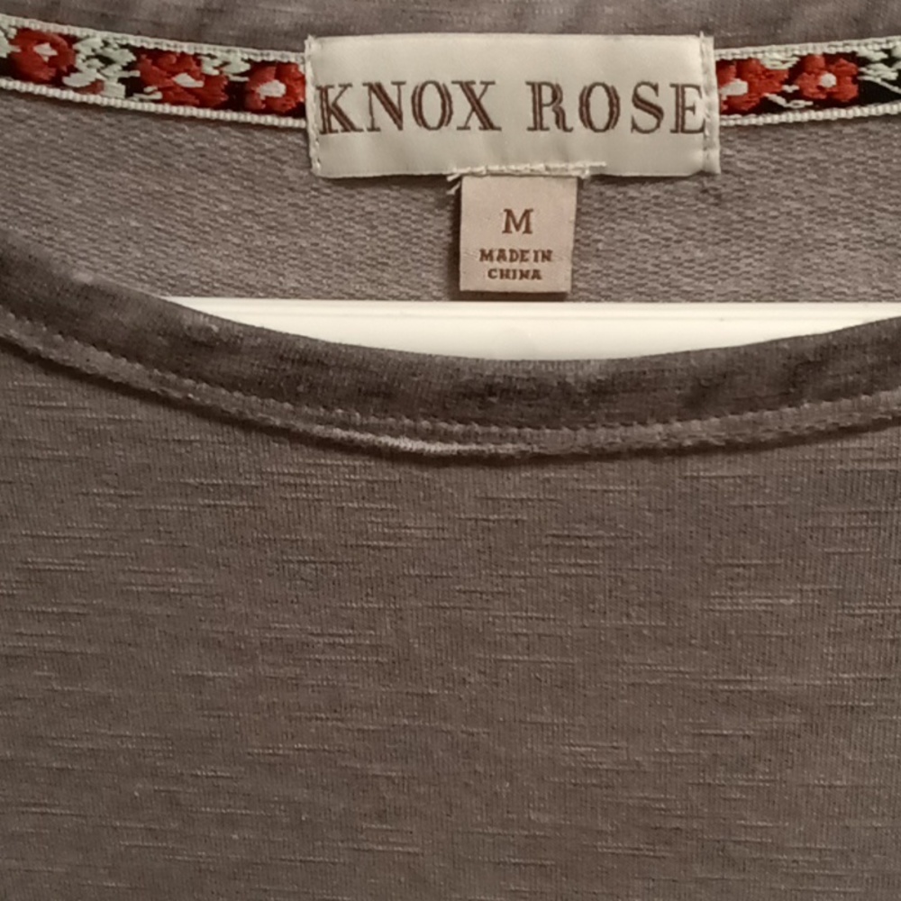FINAL PRICE KNOX ROSE gray sweatshirt with black embroidery on sleeves M